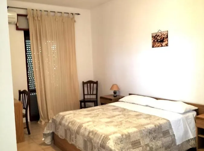 Al Capretto D'oro Otel